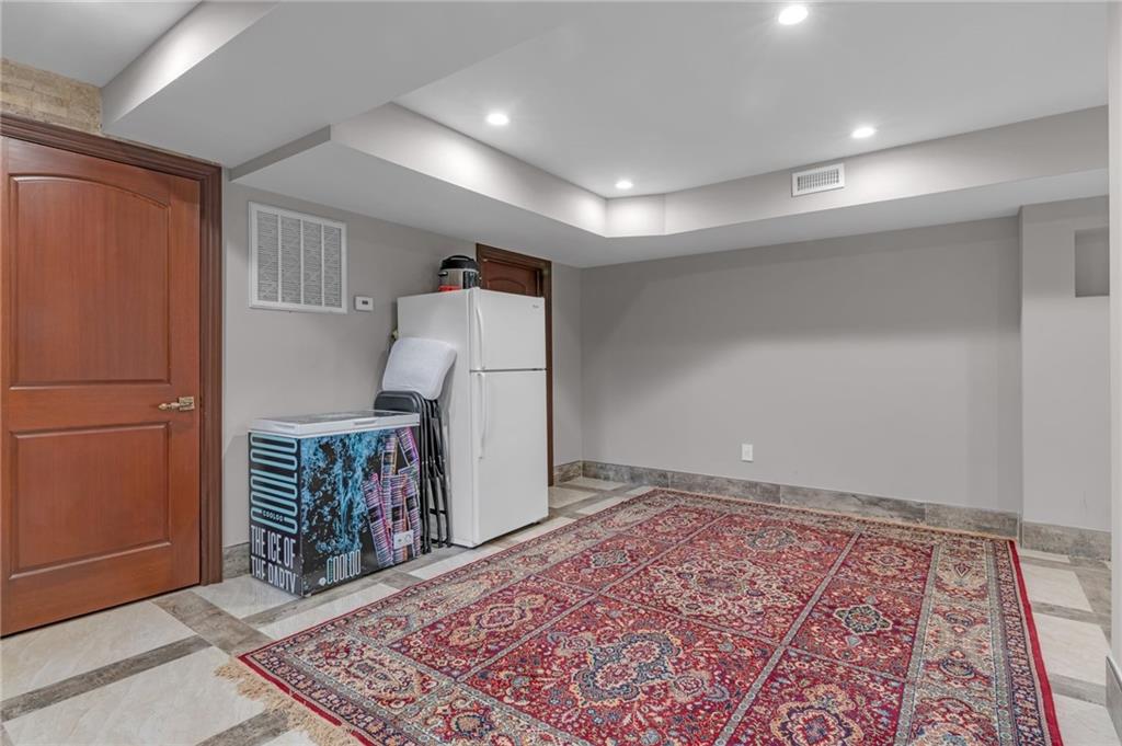 360 Whitman Drive Mill Basin Brooklyn NY 11234