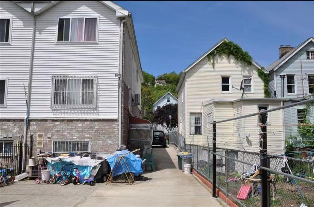 255 Targee Street Stapleton Staten Island NY 10304