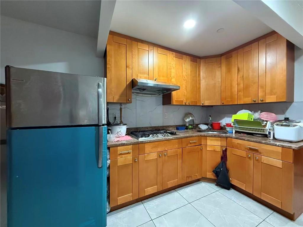 746 54th Street Sunset Park Brooklyn NY 11220