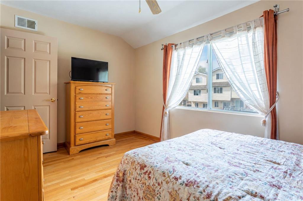 20 Wagner Street Rosebank Staten Island NY 10305