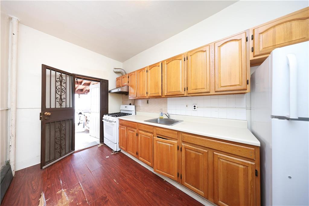 153 Kings Highway Gravesend Brooklyn NY 11223
