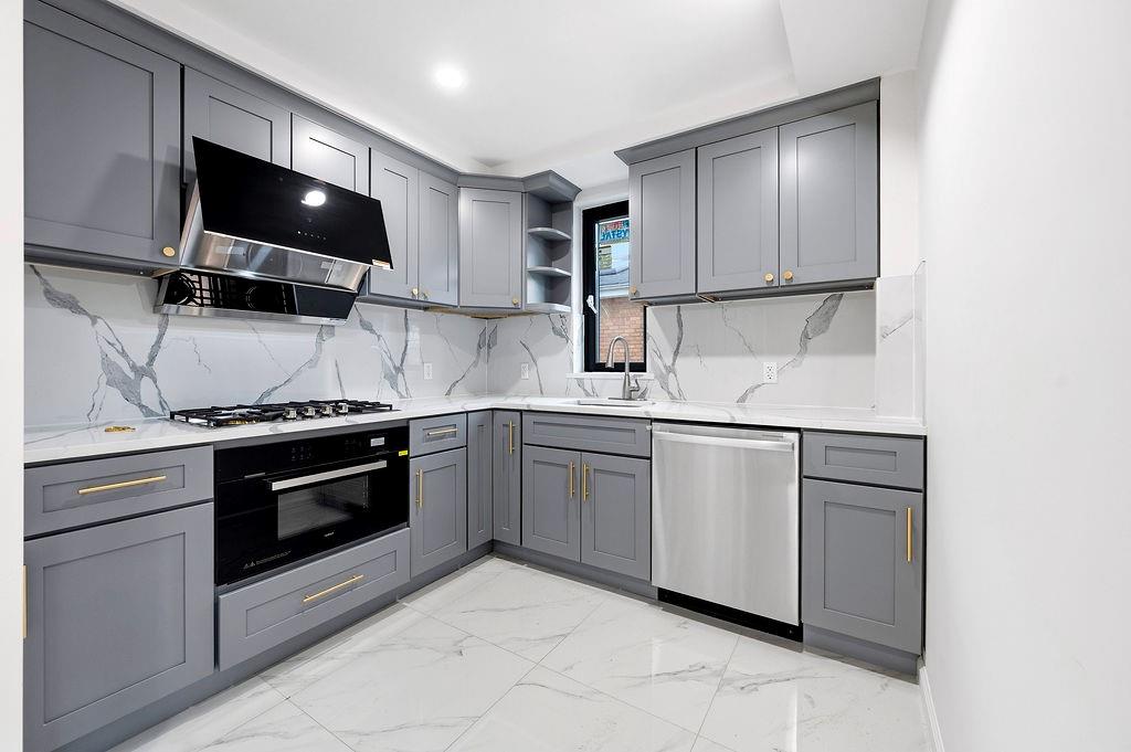 207 Bay 35th Street Bath Beach Brooklyn NY 11214