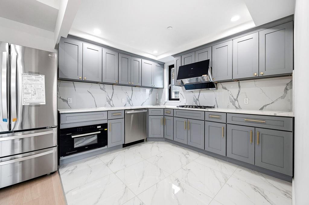207 Bay 35th Street Bath Beach Brooklyn NY 11214