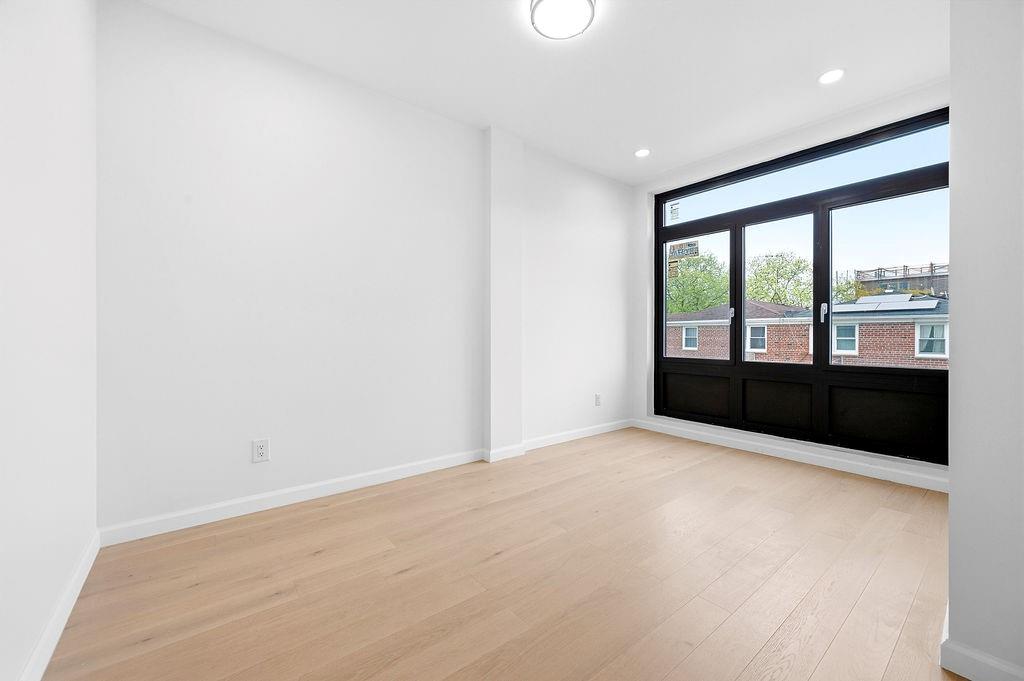 207 Bay 35th Street Bath Beach Brooklyn NY 11214