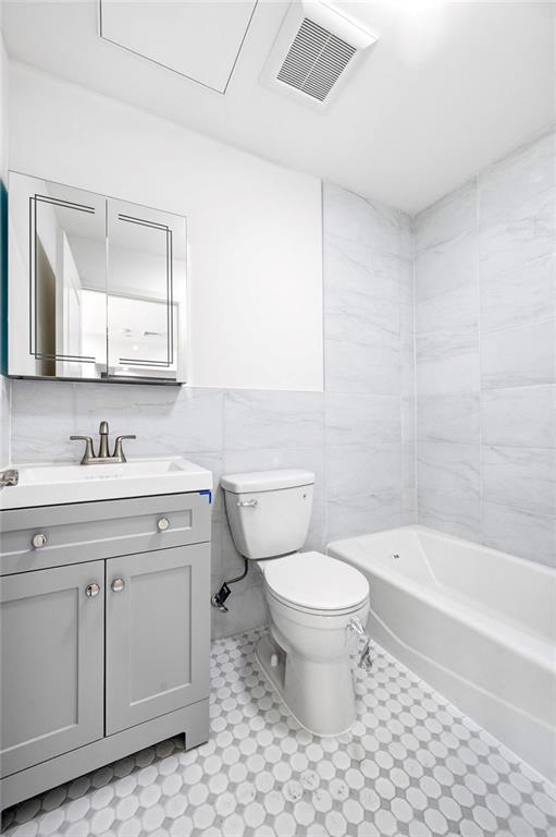 207 Bay 35th Street Bath Beach Brooklyn NY 11214