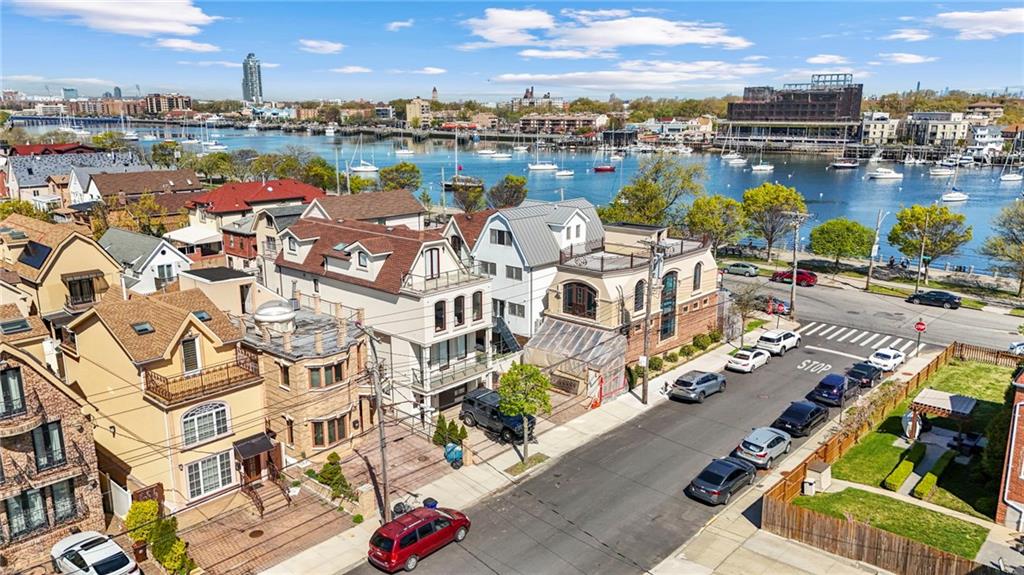 118 OXFORD Street Manhattan Beach Brooklyn NY 11235