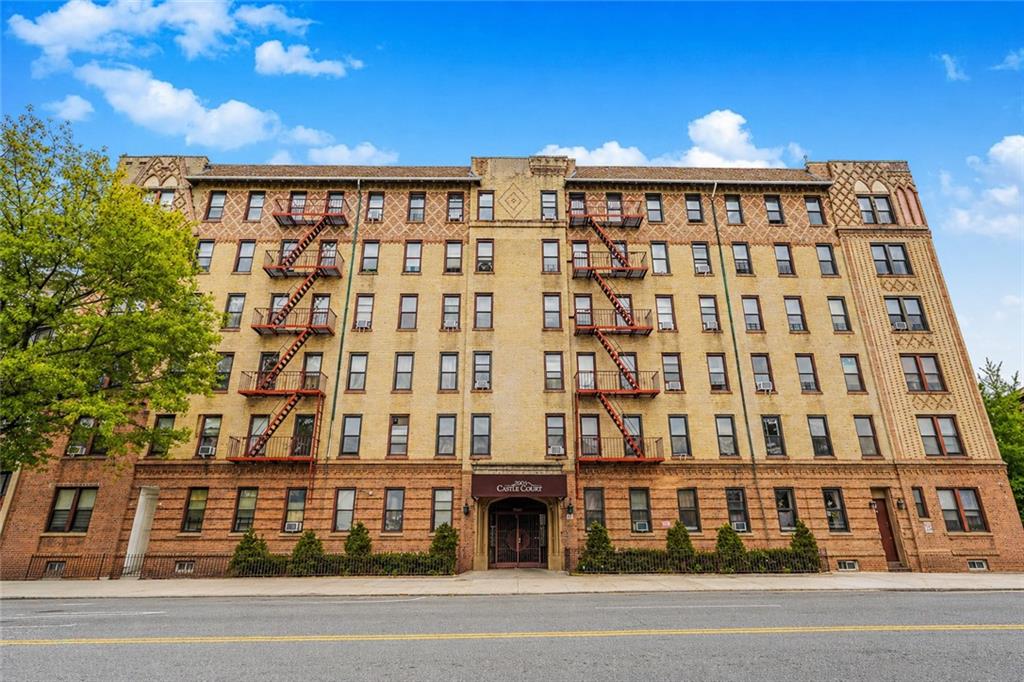 7609 4th Avenue Bay Ridge Brooklyn NY 11209