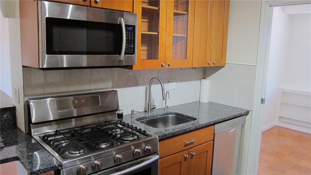 35 Seacoast Terrace Brighton Beach Brooklyn NY 11235