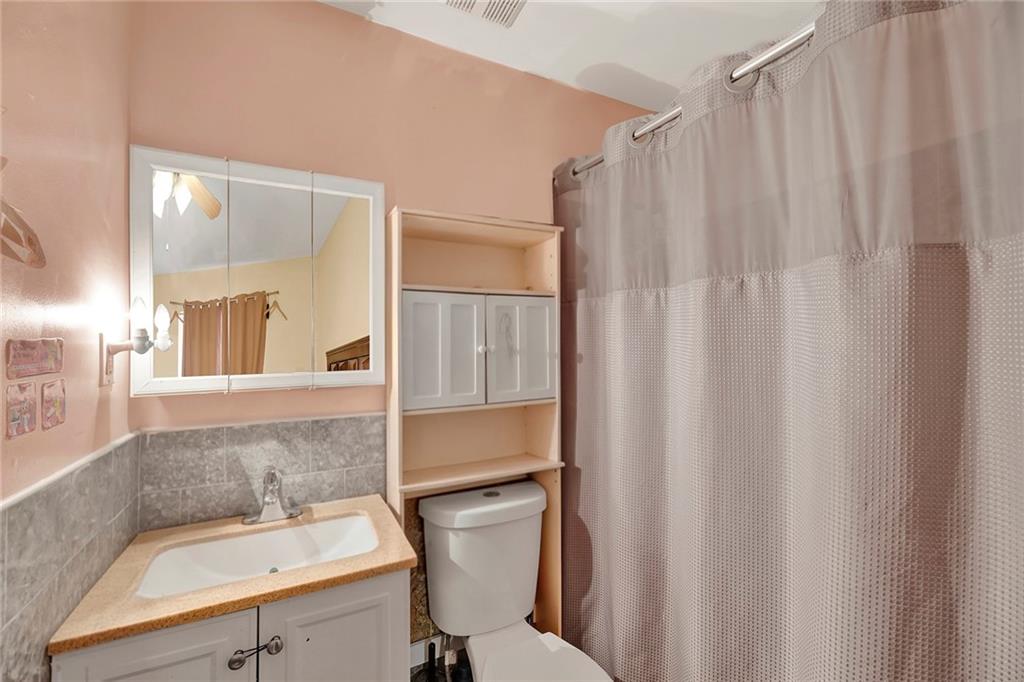 995 East 58th Street Flatlands Brooklyn NY 11234