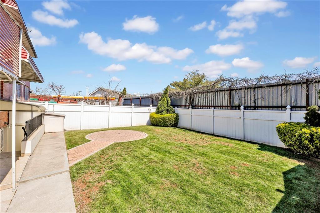 995 East 58th Street Flatlands Brooklyn NY 11234