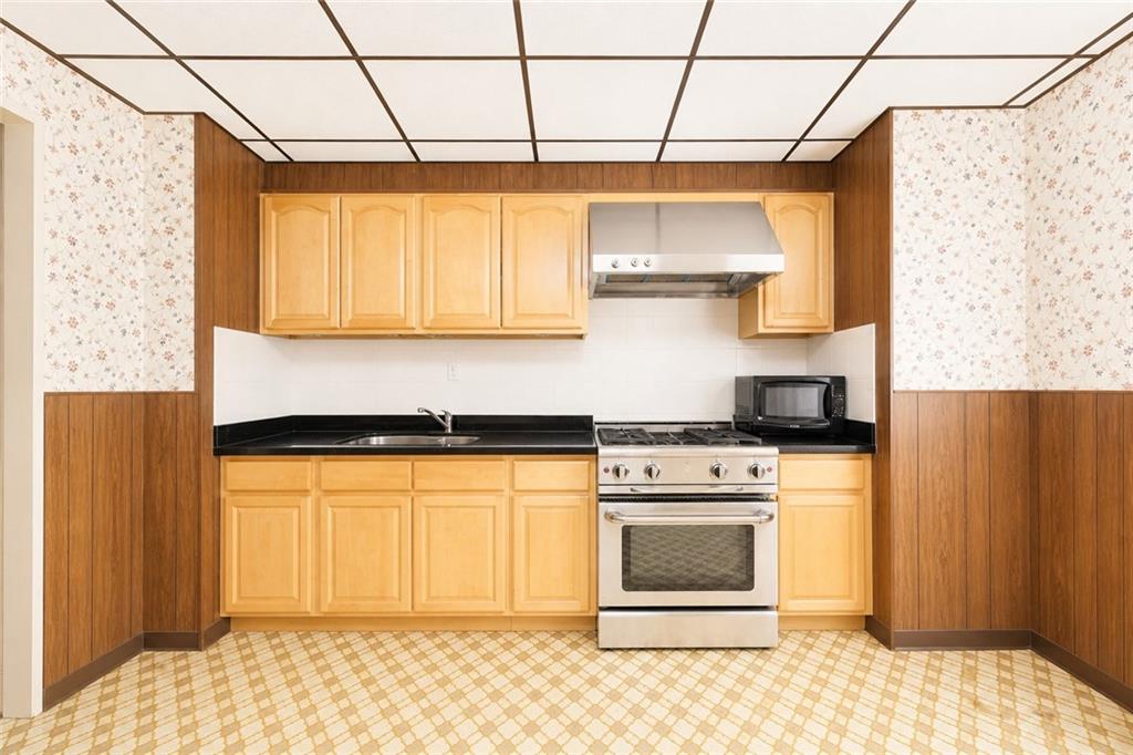 2332 East 21st Street Sheepshead Bay Brooklyn NY 11229