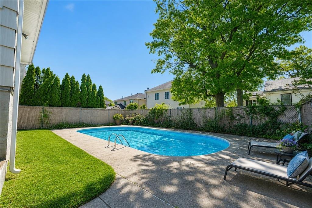 268 Bradford Avenue Prince's Bay Staten Island NY 10309