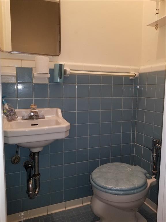 1523 East 34th Street Marine Park Brooklyn NY 11234