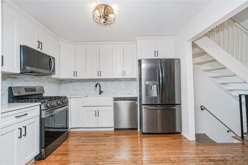 61 Jennifer Place Bulls Head Staten Island NY 10314
