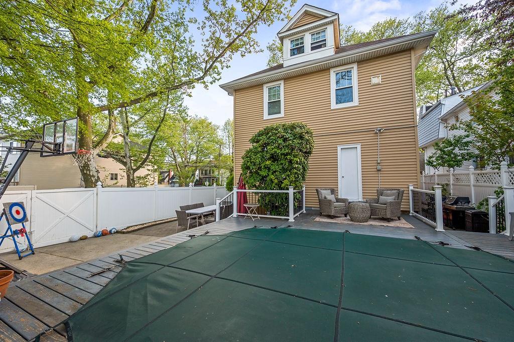 63 Coddington Avenue New Dorp Staten Island NY 10306