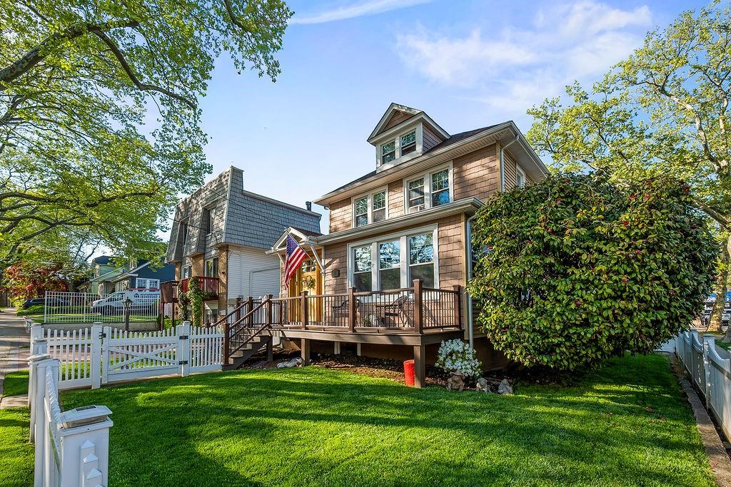 63 Coddington Avenue New Dorp Staten Island NY 10306