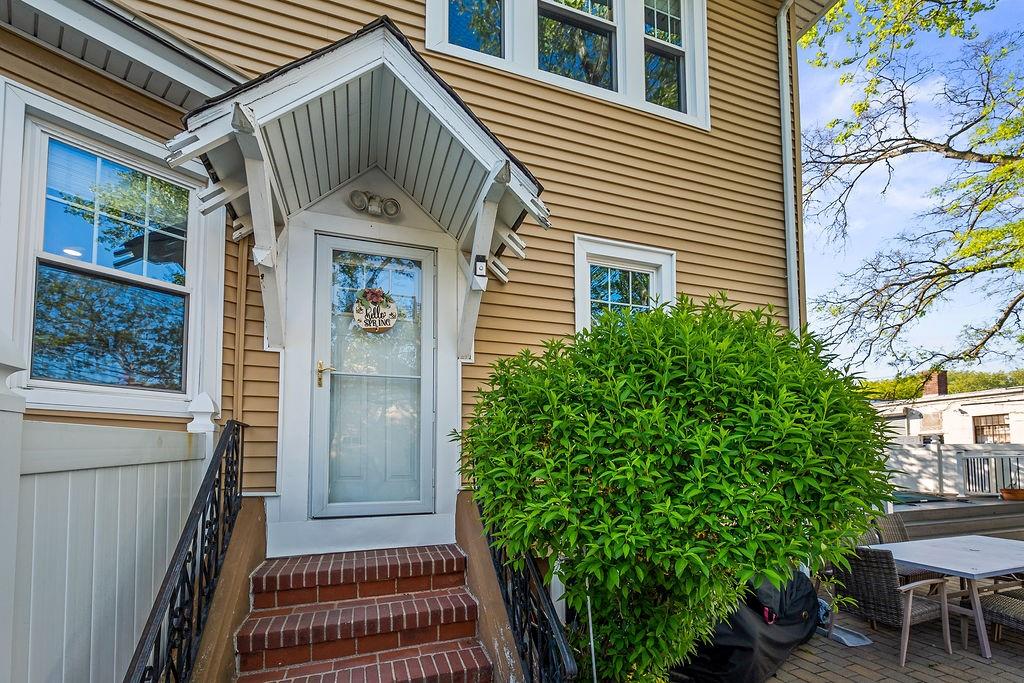 63 Coddington Avenue New Dorp Staten Island NY 10306