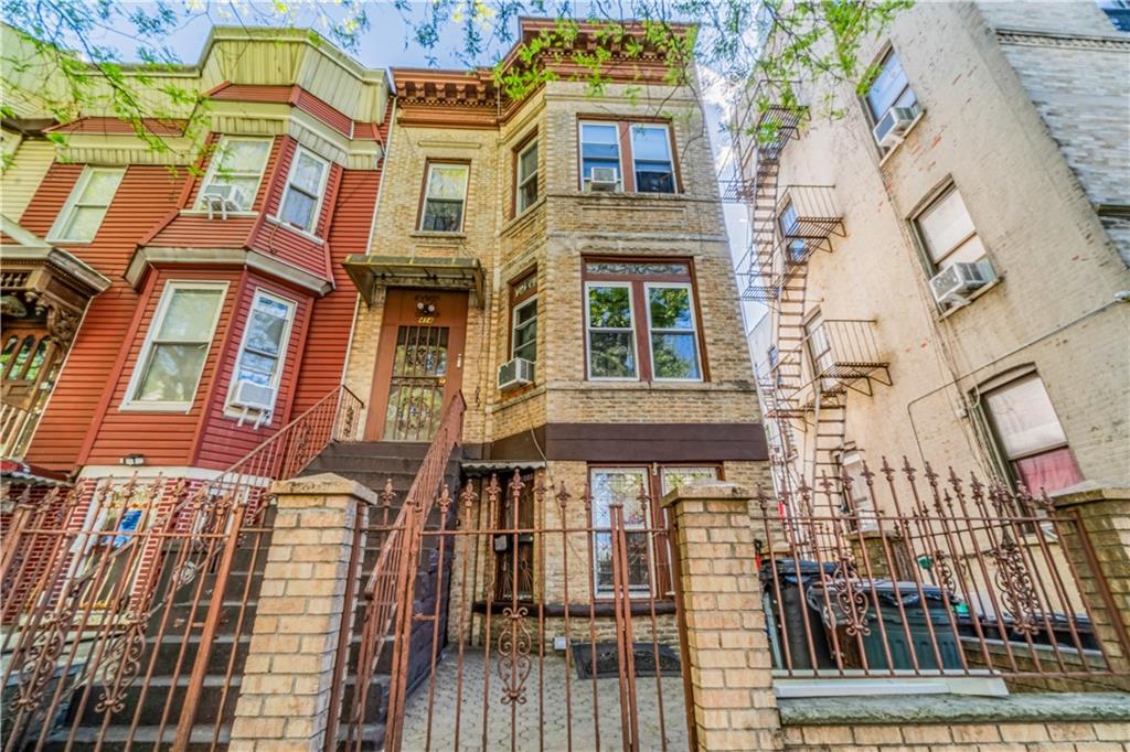 414 48th Street Sunset Park Brooklyn NY 11220