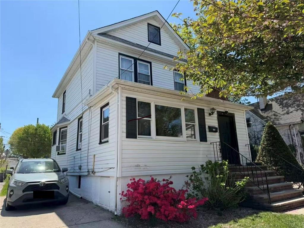 190 Hope Avenue Rosebank Staten Island NY 10305