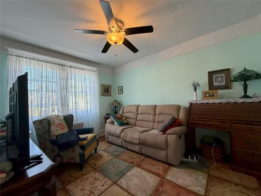 190 Hope Avenue Rosebank Staten Island NY 10305