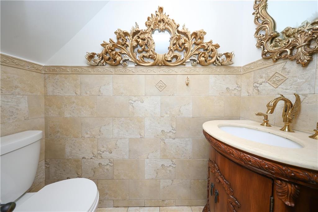 8225 7th Avenue Dyker Heights Brooklyn NY 11228