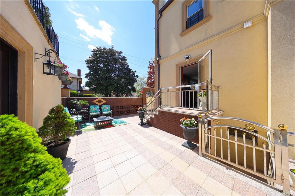 8225 7th Avenue Dyker Heights Brooklyn NY 11228