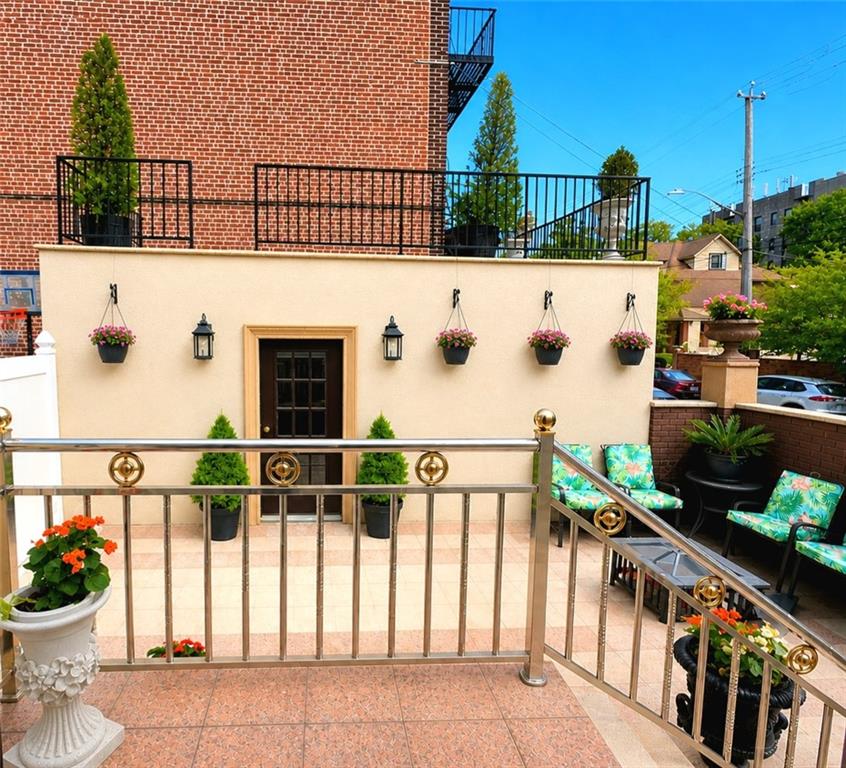 8225 7th Avenue Dyker Heights Brooklyn NY 11228