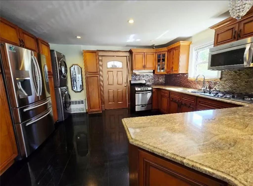 8225 7th Avenue Dyker Heights Brooklyn NY 11228