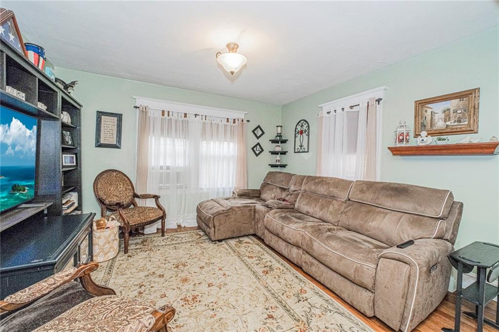 109 Adams Avenue Grant City Staten Island NY 10306