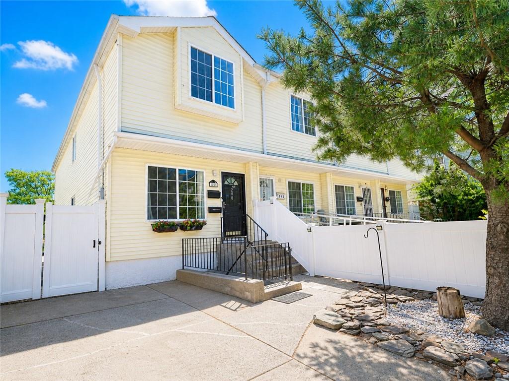 200 Chestnut Avenue Rosebank Staten Island NY 10305