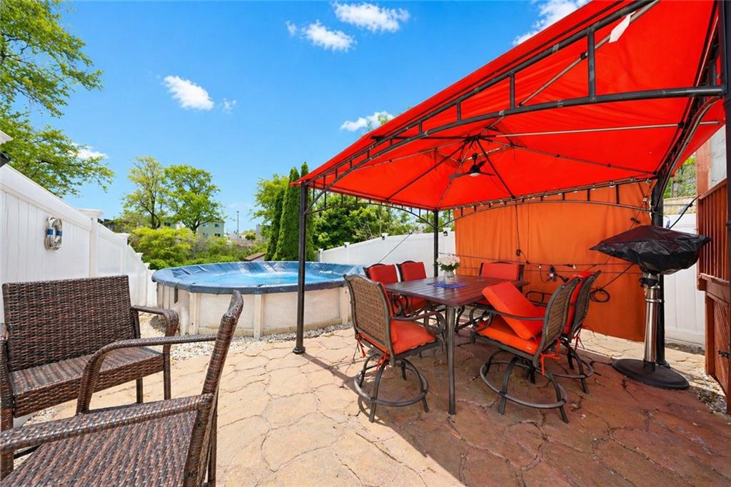 200 Chestnut Avenue Rosebank Staten Island NY 10305
