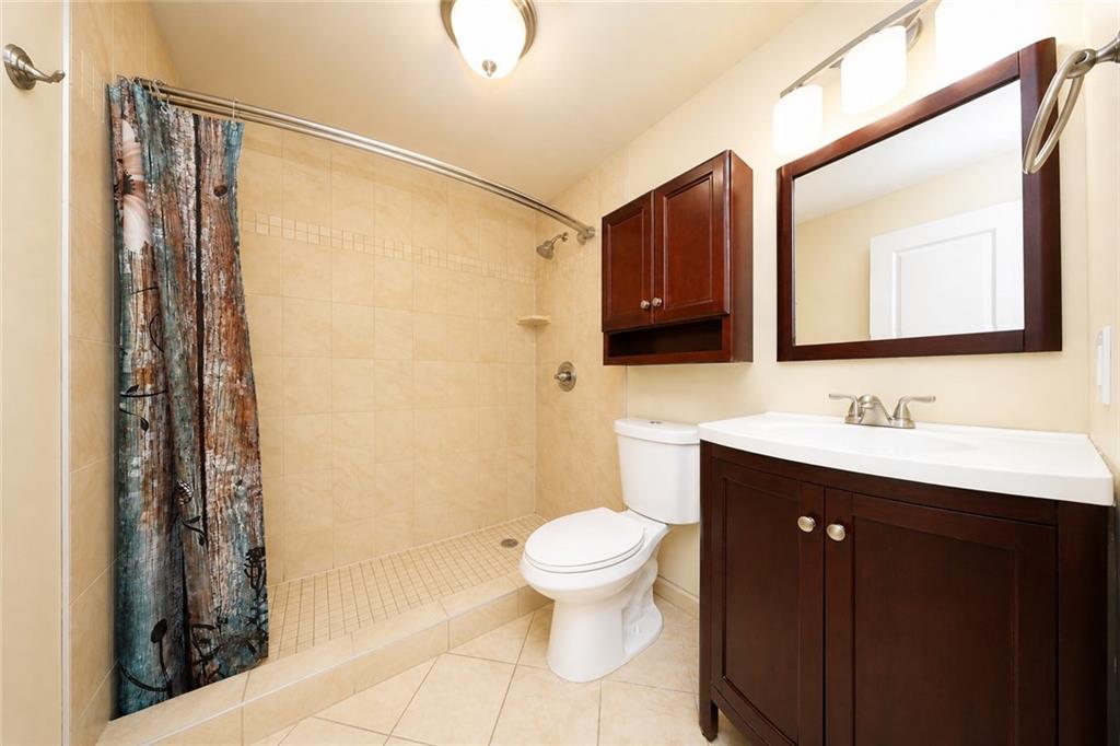 200 Chestnut Avenue Rosebank Staten Island NY 10305