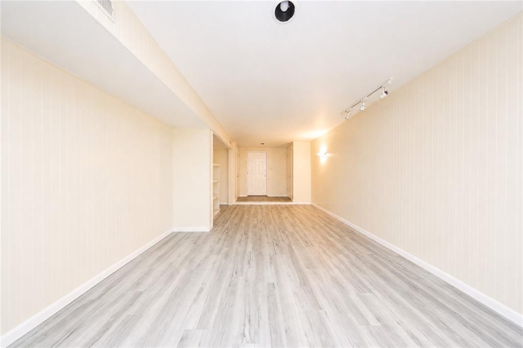 200 Chestnut Avenue Rosebank Staten Island NY 10305