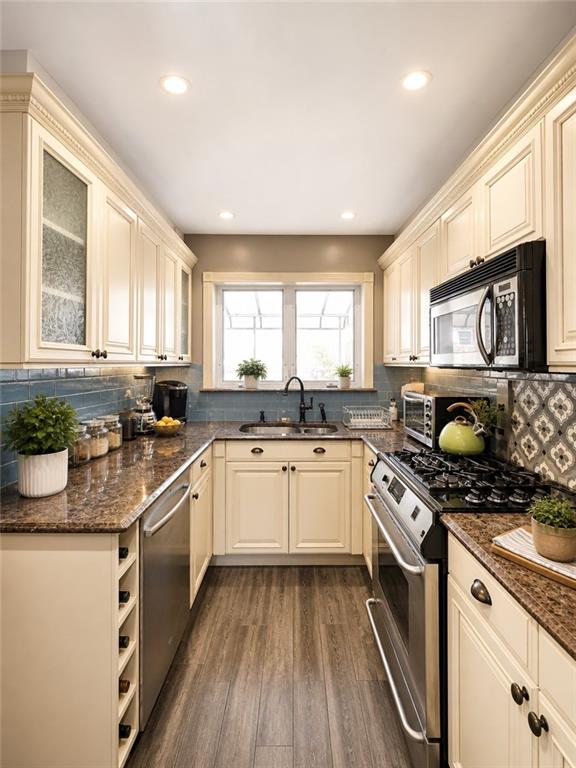 8974 15th Avenue Dyker Heights Brooklyn NY 11228