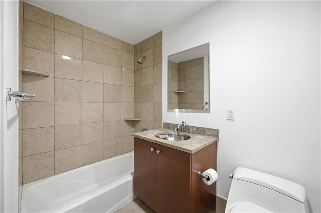440 Kent Avenue Williamsburg Brooklyn NY 11249