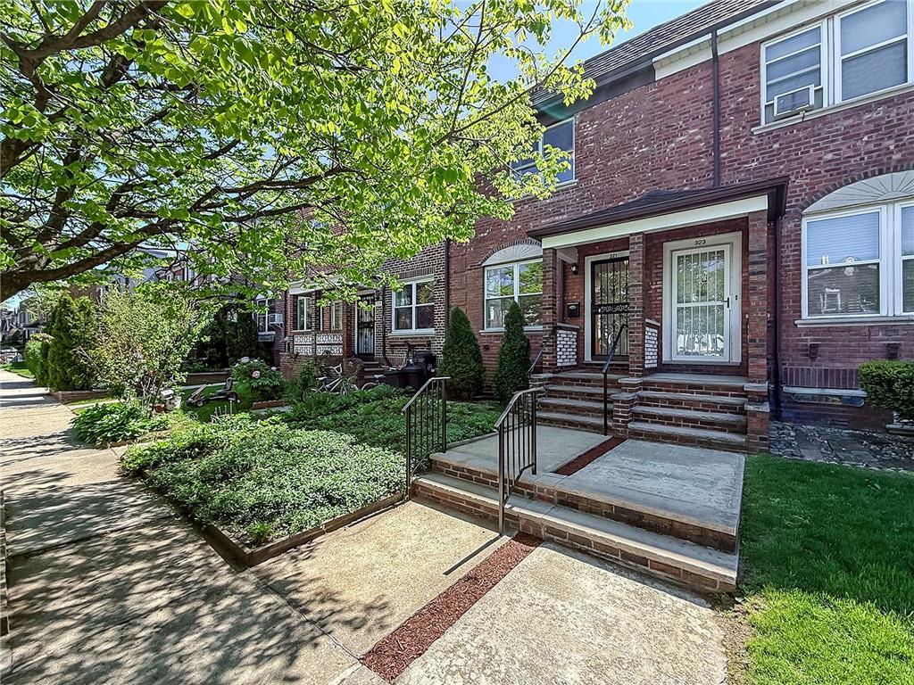 321 Bay 13th Street Bath Beach Brooklyn NY 11214