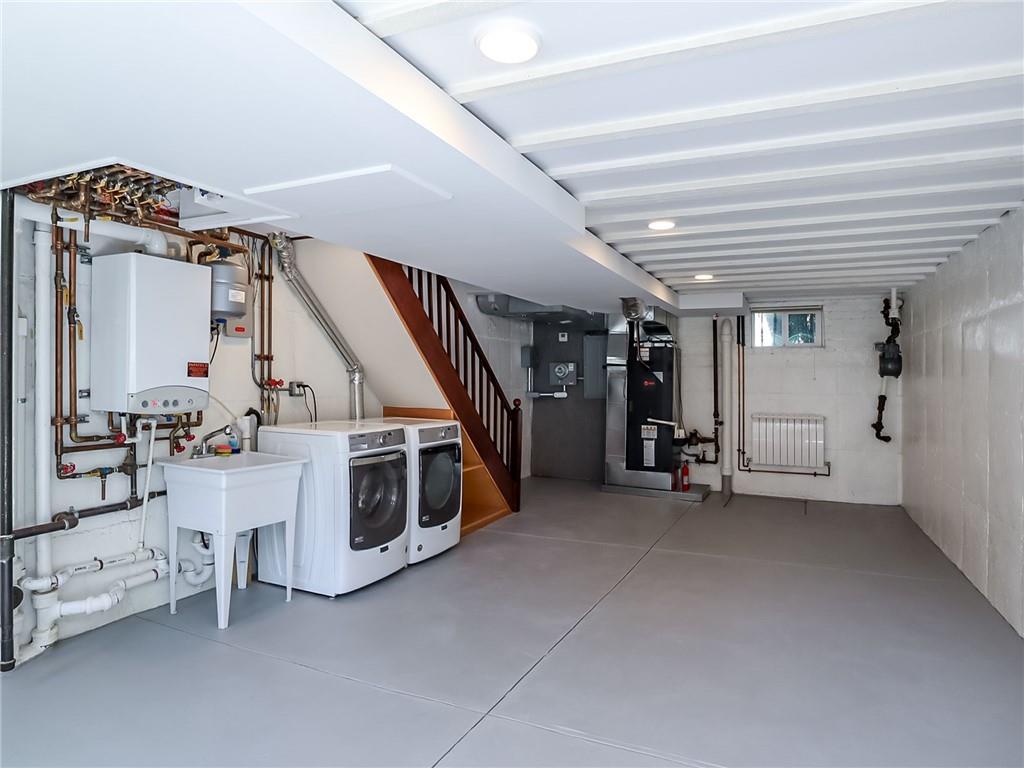 321 Bay 13th Street Bath Beach Brooklyn NY 11214