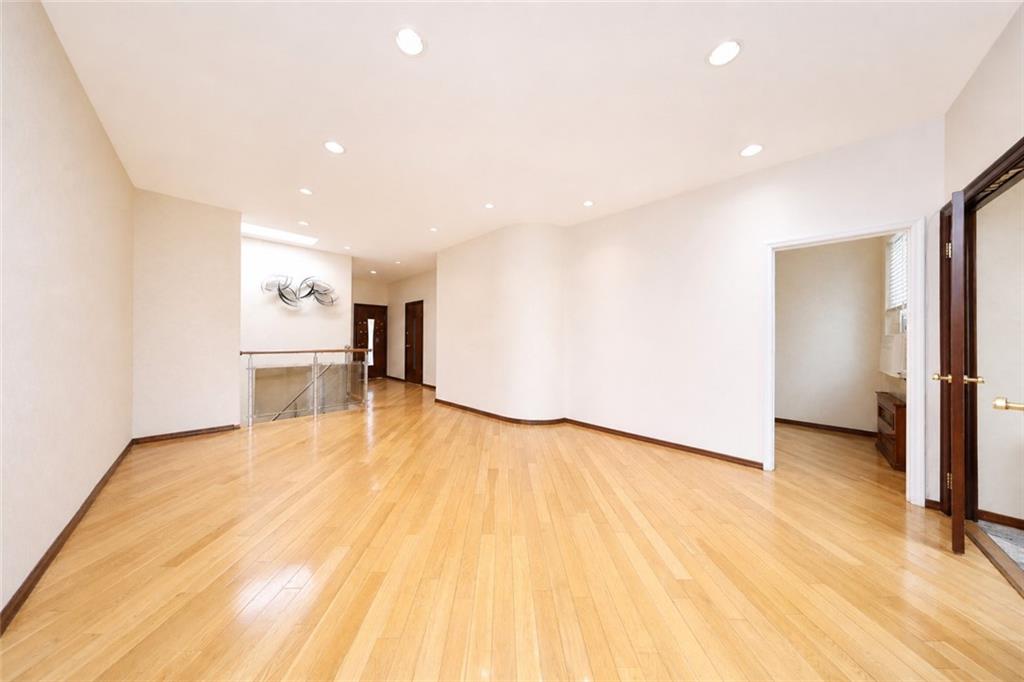 2240 East 26th Street Sheepshead Bay Brooklyn NY 11229