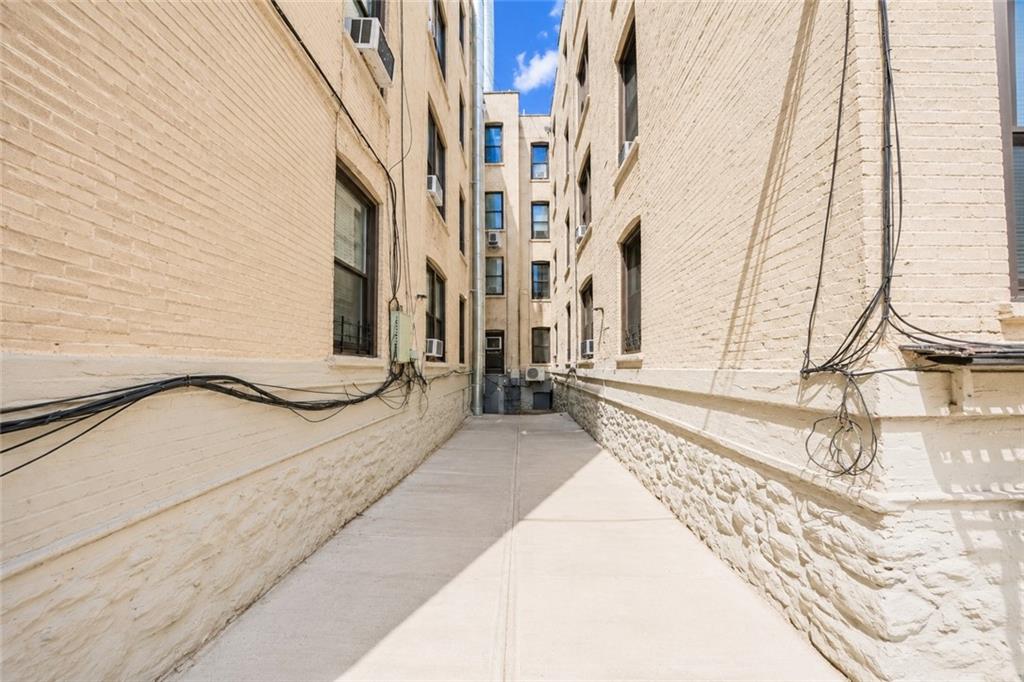 7127 5th Avenue Park Slope Brooklyn NY 11209