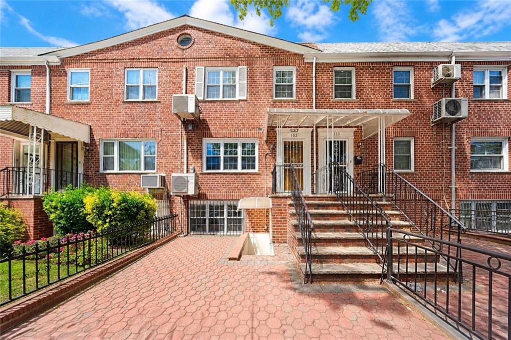 152 Bay 40th Street Bath Beach Brooklyn NY 11214