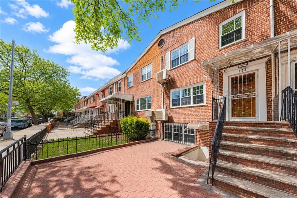 152 Bay 40th Street Bath Beach Brooklyn NY 11214