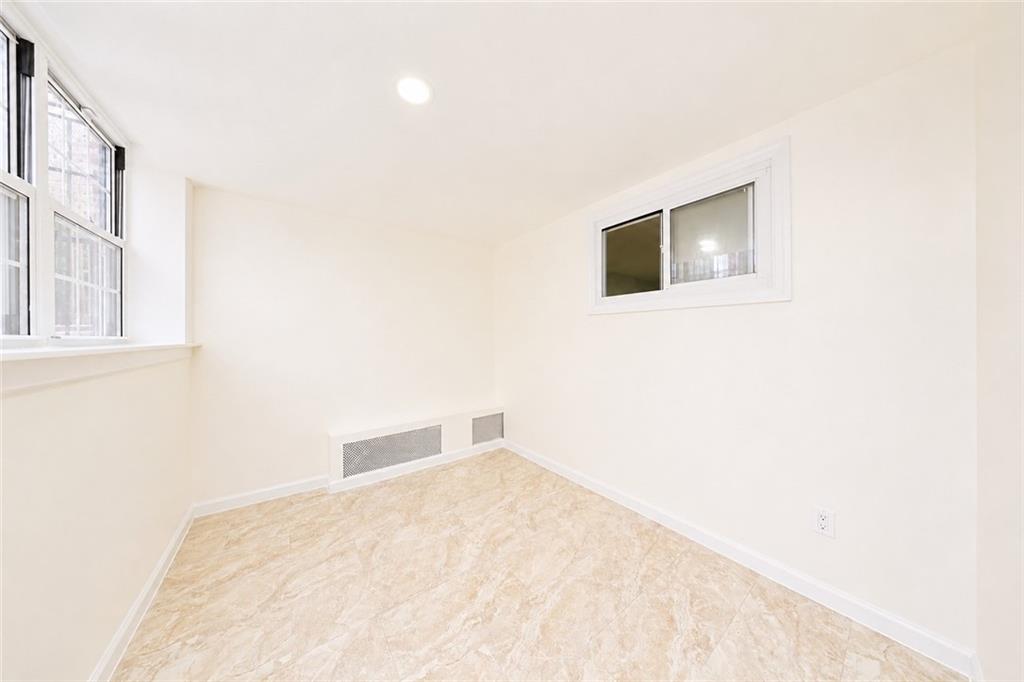 152 Bay 40th Street Bath Beach Brooklyn NY 11214