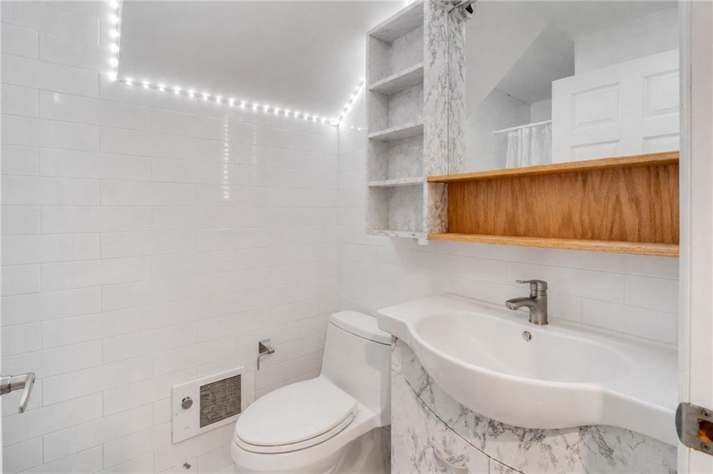 2609 Cropsey Avenue Bath Beach Brooklyn NY 11214