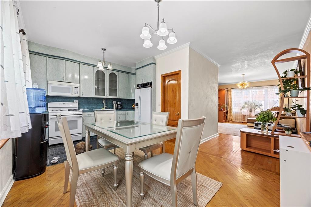 2028 East 34th Street Marine Park Brooklyn NY 00000