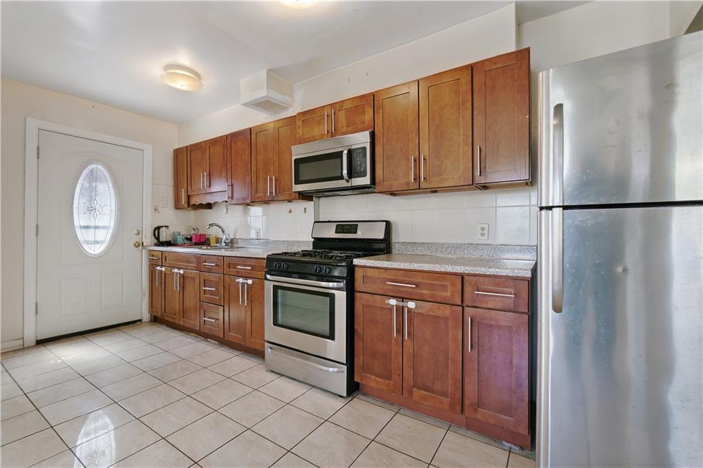 124 Brightwater Court Brighton Beach Brooklyn NY 11235