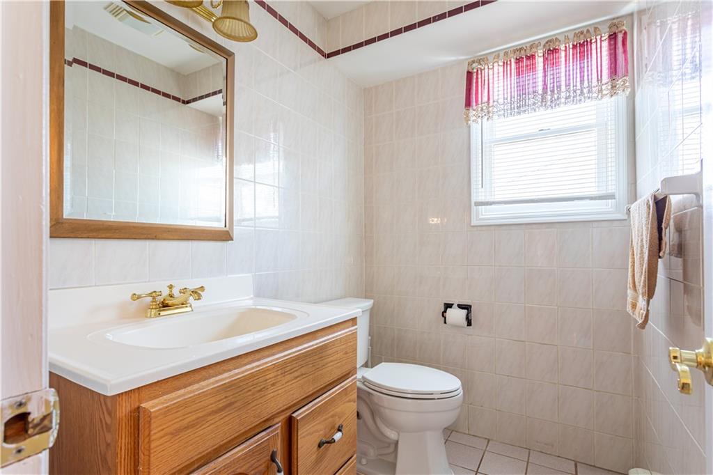 443 Amherst Avenue Oakwood Staten Island NY 10306