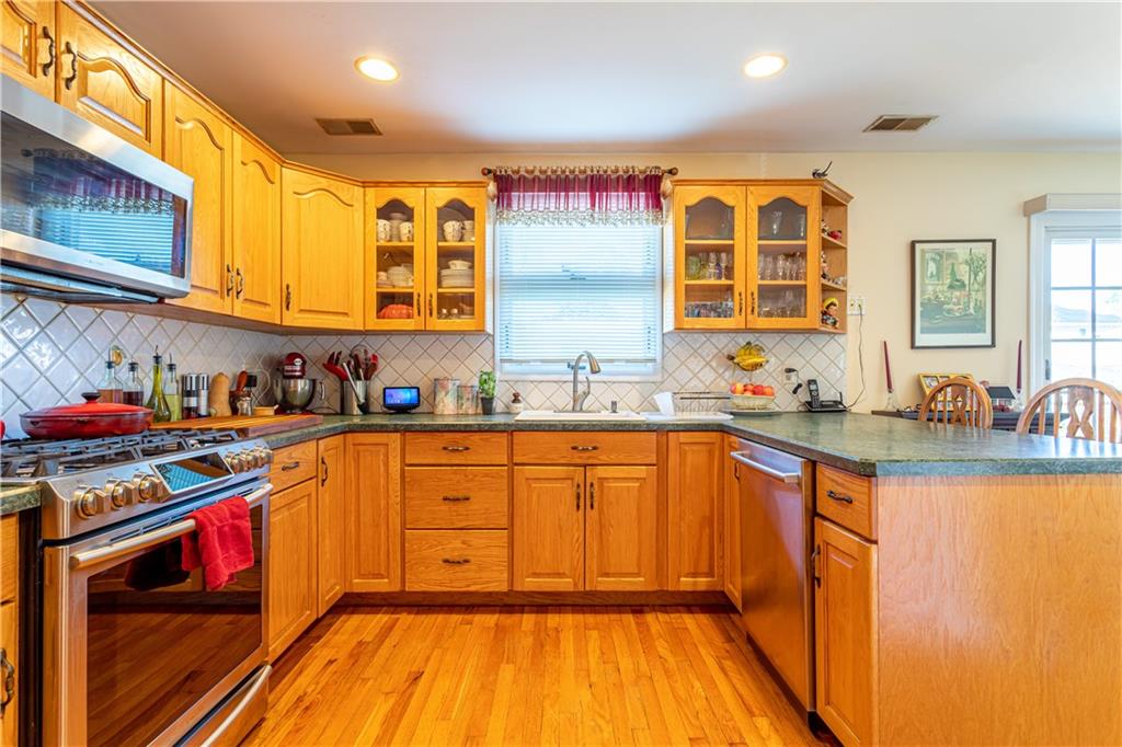 443 Amherst Avenue Oakwood Staten Island NY 10306
