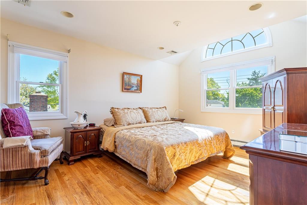 443 Amherst Avenue Oakwood Staten Island NY 10306