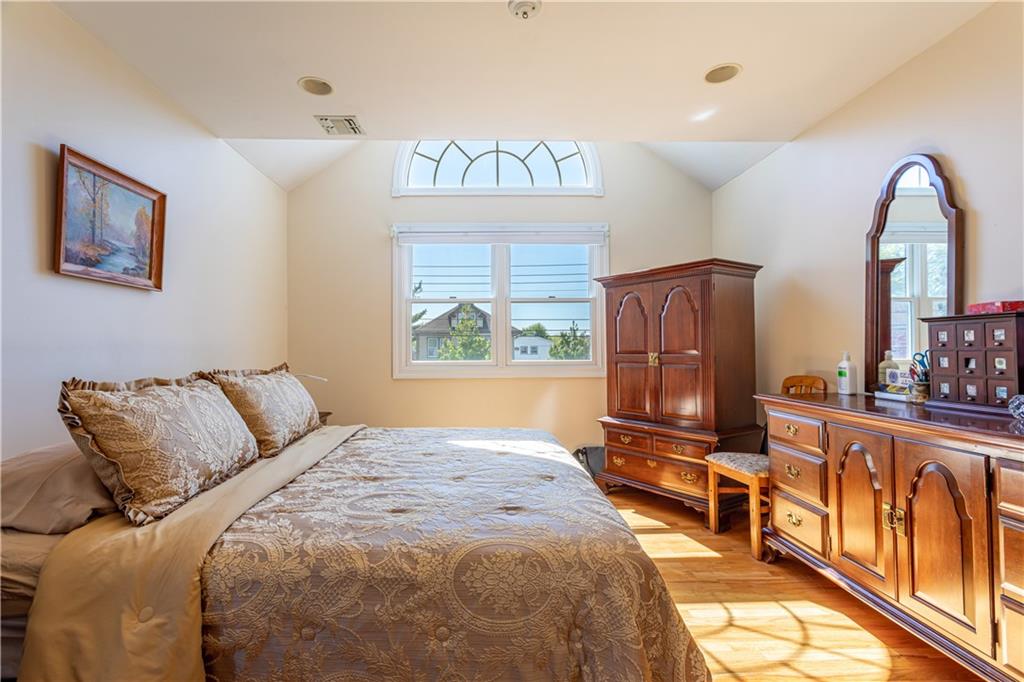 443 Amherst Avenue Oakwood Staten Island NY 10306