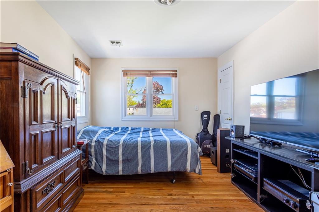443 Amherst Avenue Oakwood Staten Island NY 10306
